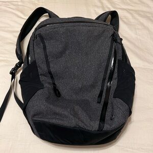 Lululemon backpack. Originally $179. Gently used. Great condition.